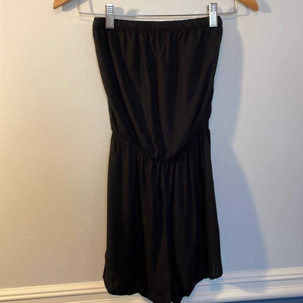 “DIVIDED” Swimsuit cover-up